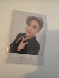 ya背面有權順榮畫的李知勳喔