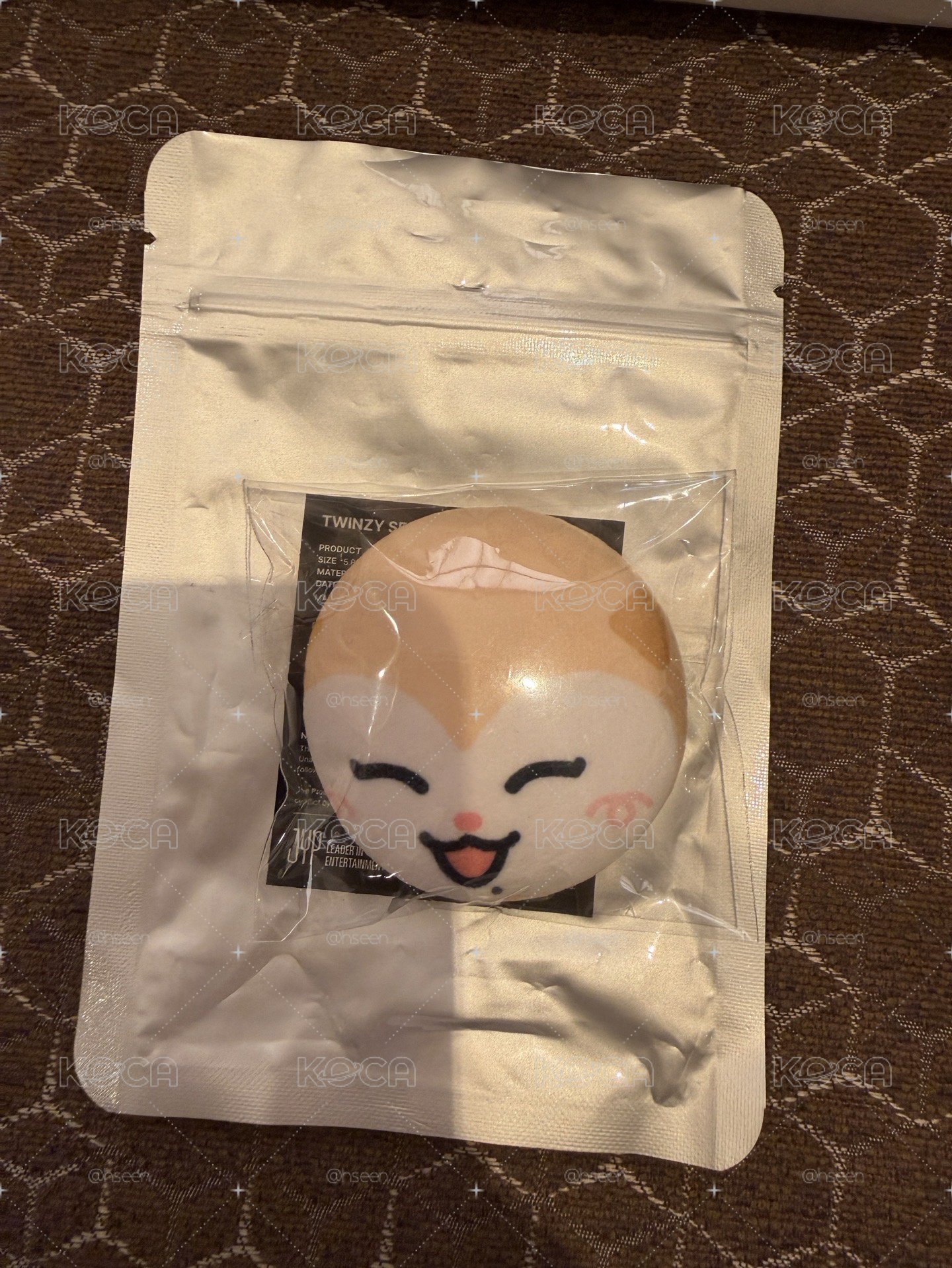 三巡徽章 領