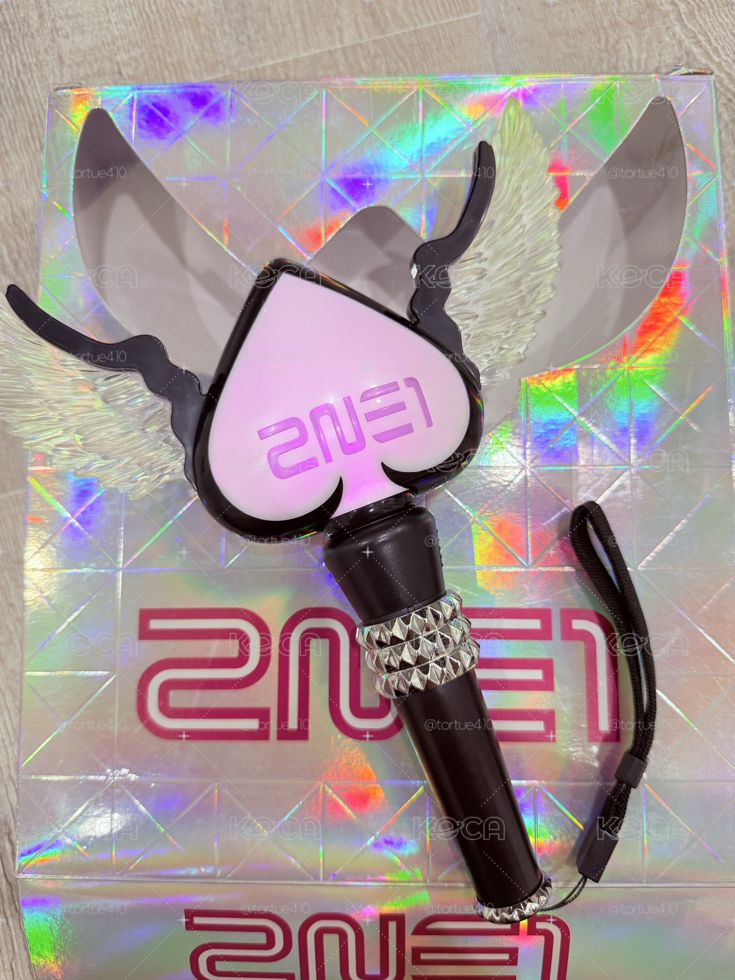 2NE1手燈