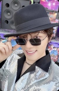 '吉BOARD' Jewel Case ver. 專輯卡 