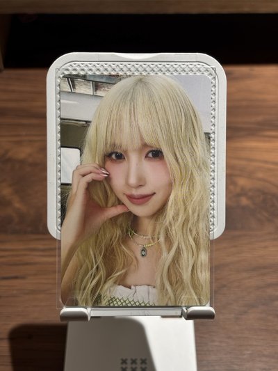TWICE 金髮南