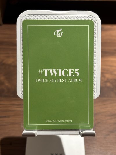 TWICE 金髮南