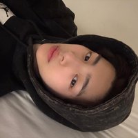 En