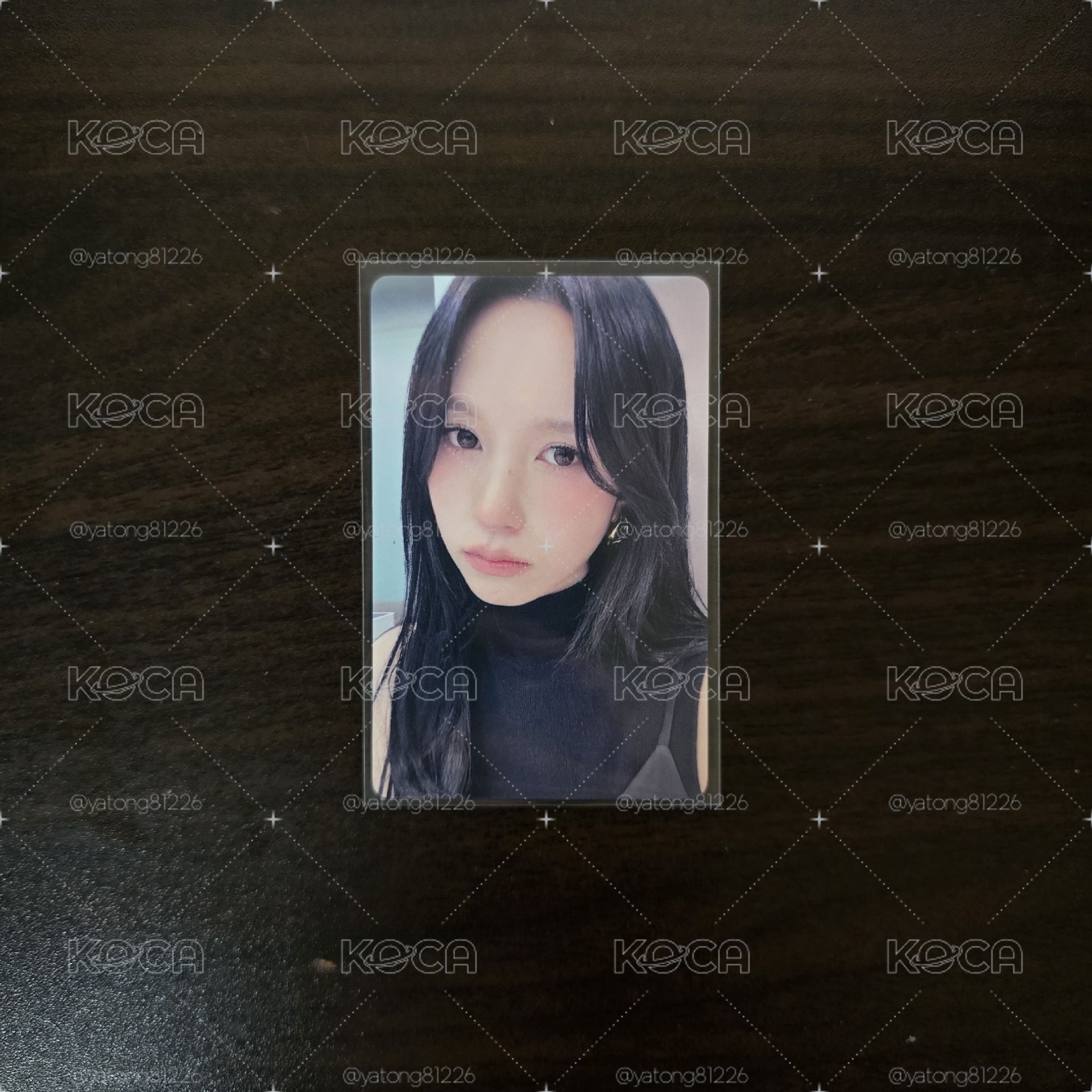 TWICE MINA THIS IS FOR yzy 合影1.0