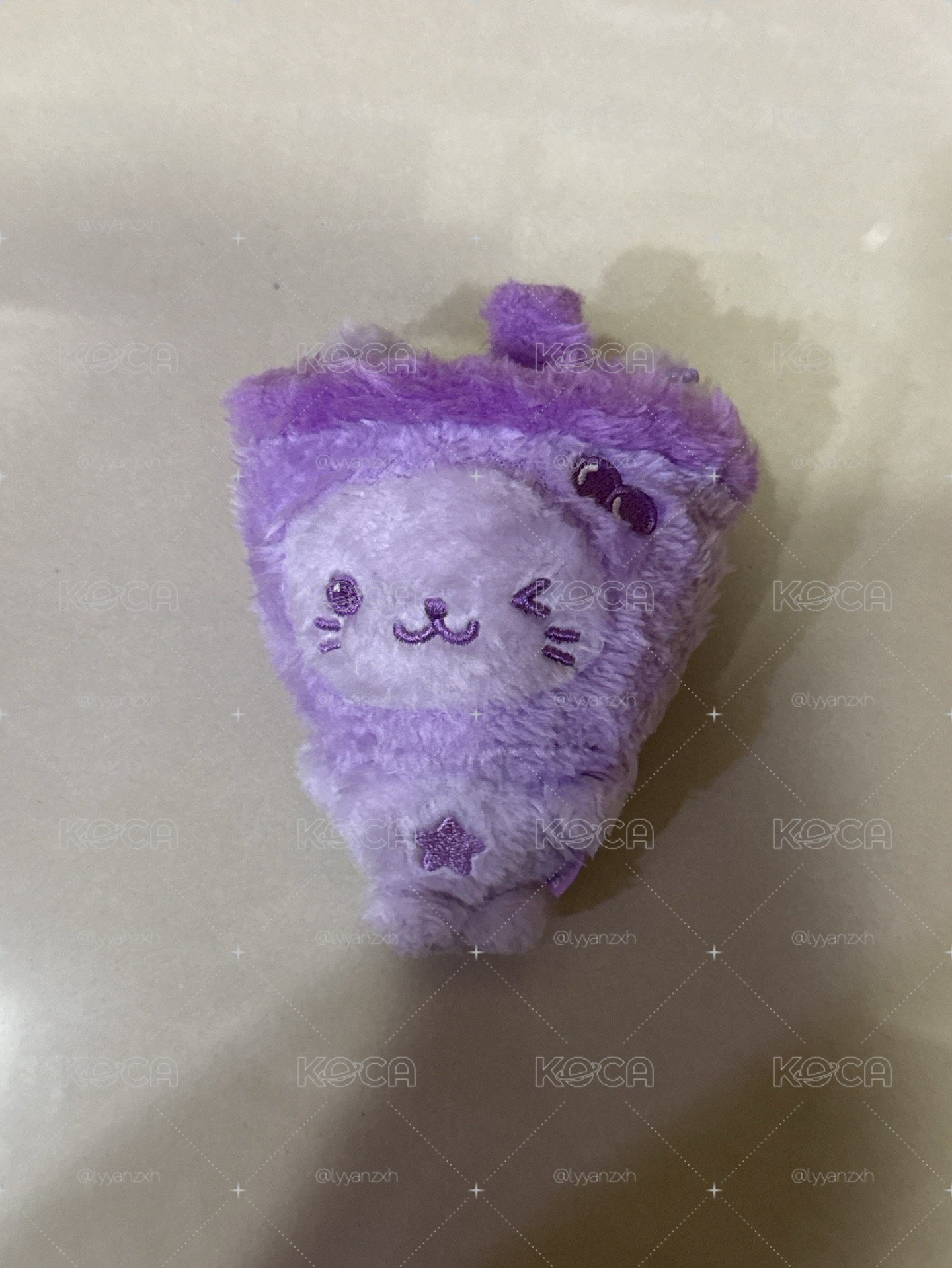 開除紫色奶茶貓