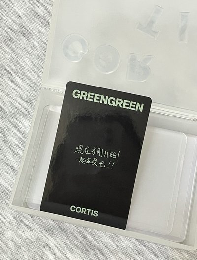 迷二 yzy 預售 特典卡 中文卡背