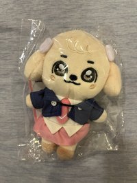 安 校服娃
