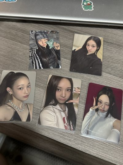 安 書 專輯卡 