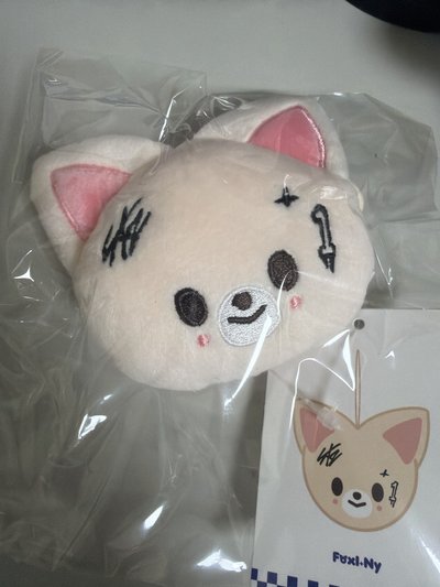 I.N姓名牌