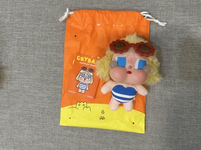 泳裝小辣妹