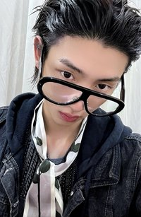 迷二 yzy 5.0 幸運卡 