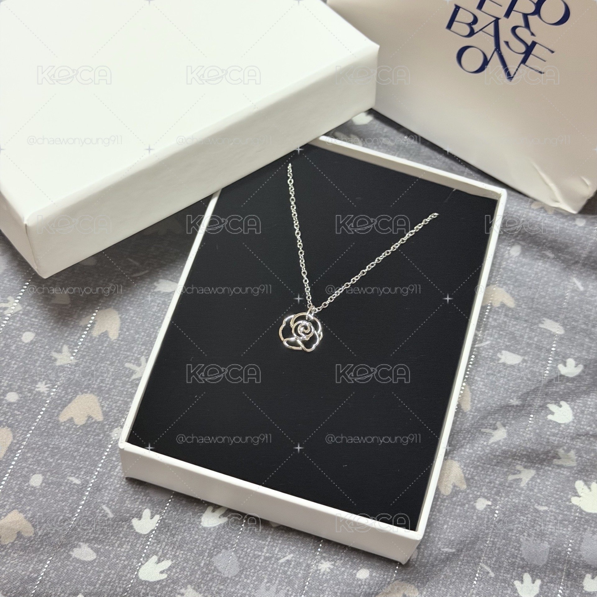 zb1一代玫瑰項鍊 全新
