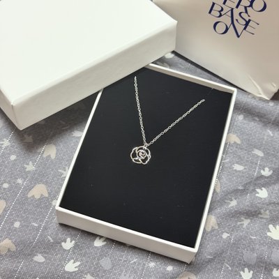 zb1一代玫瑰項鍊 全新