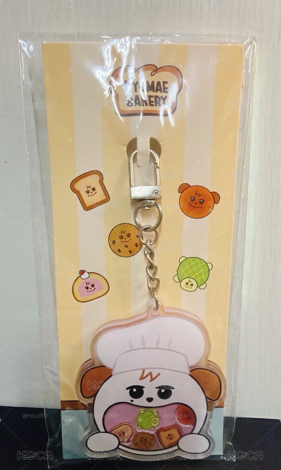KYUMAE BAKERY Acrylic Shaker Keyring