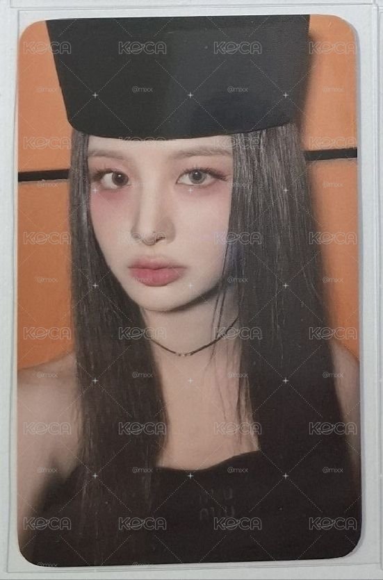 fans預售特典薛（右上有凹痕）