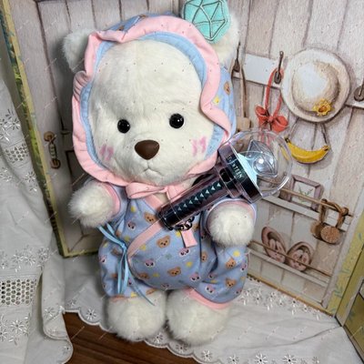 莉娜熊seventeen聯名款_M號