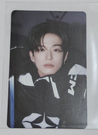 TREASURE 2025 SEASON’S GREETINGS ASAHI 