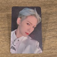 側顏