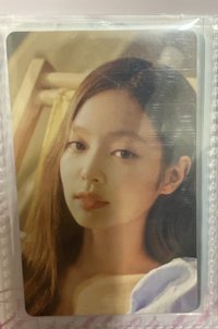 左上 妮