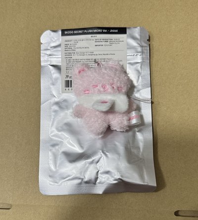 潦草娃 草莓 附隨機滿額一張