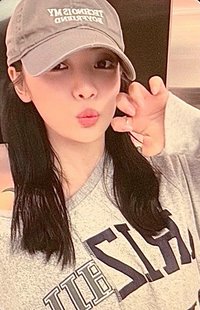 Rich Man 泡泡摩奇 B版自拍 簽售卡 