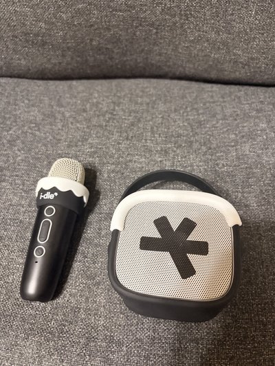 日巡場周藍牙喇叭