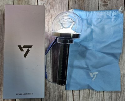 二手 SEVENTEEN 歷代手燈 合售