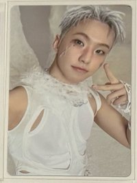 榮比耶