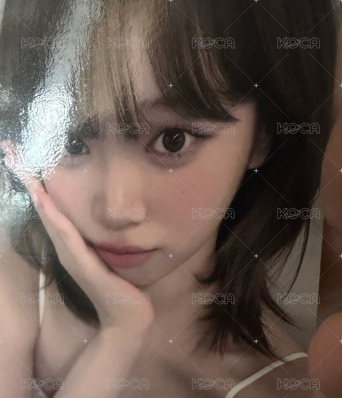左 劃痕比較多