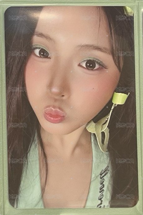 快閃嘟嘴Jiwoo 