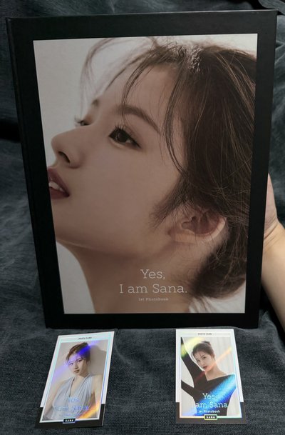 I am sana 絕版寫真-黑版