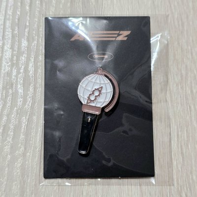 LIGHTINY 手燈 徽章