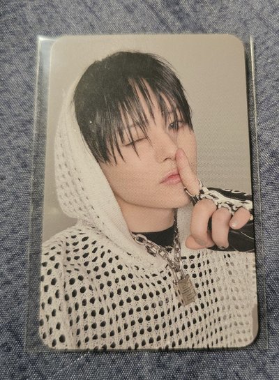 TREASURE 3rd MINI ALBUM  [ LOVE PULSE ]  YOSHI 