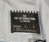 世巡電影polaroid照片組
