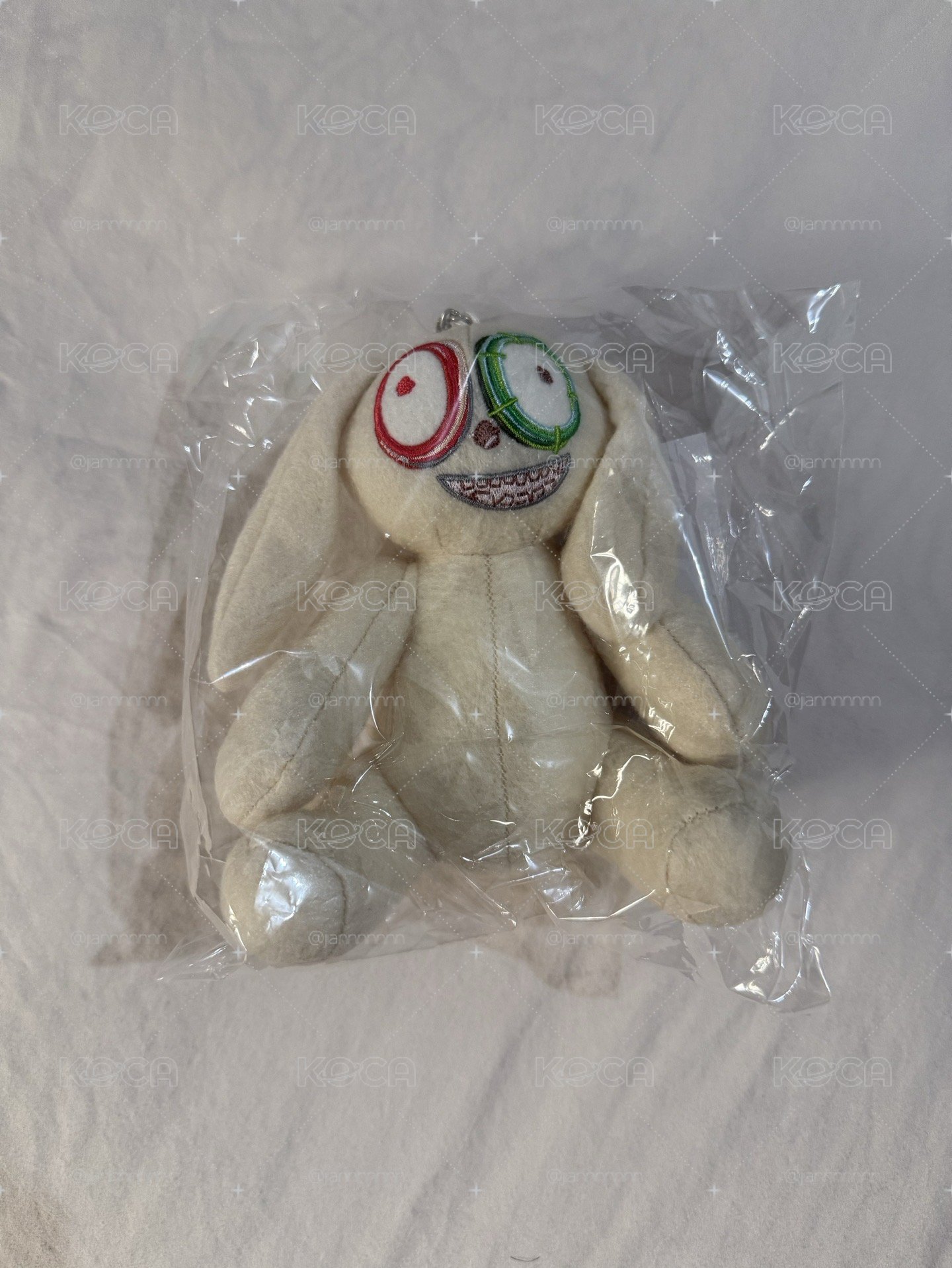 TWICE冬季快閃 彩英設計娃