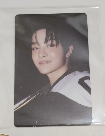 TREASURE 2025 SEASON’S GREETINGS JIHOON 🐶