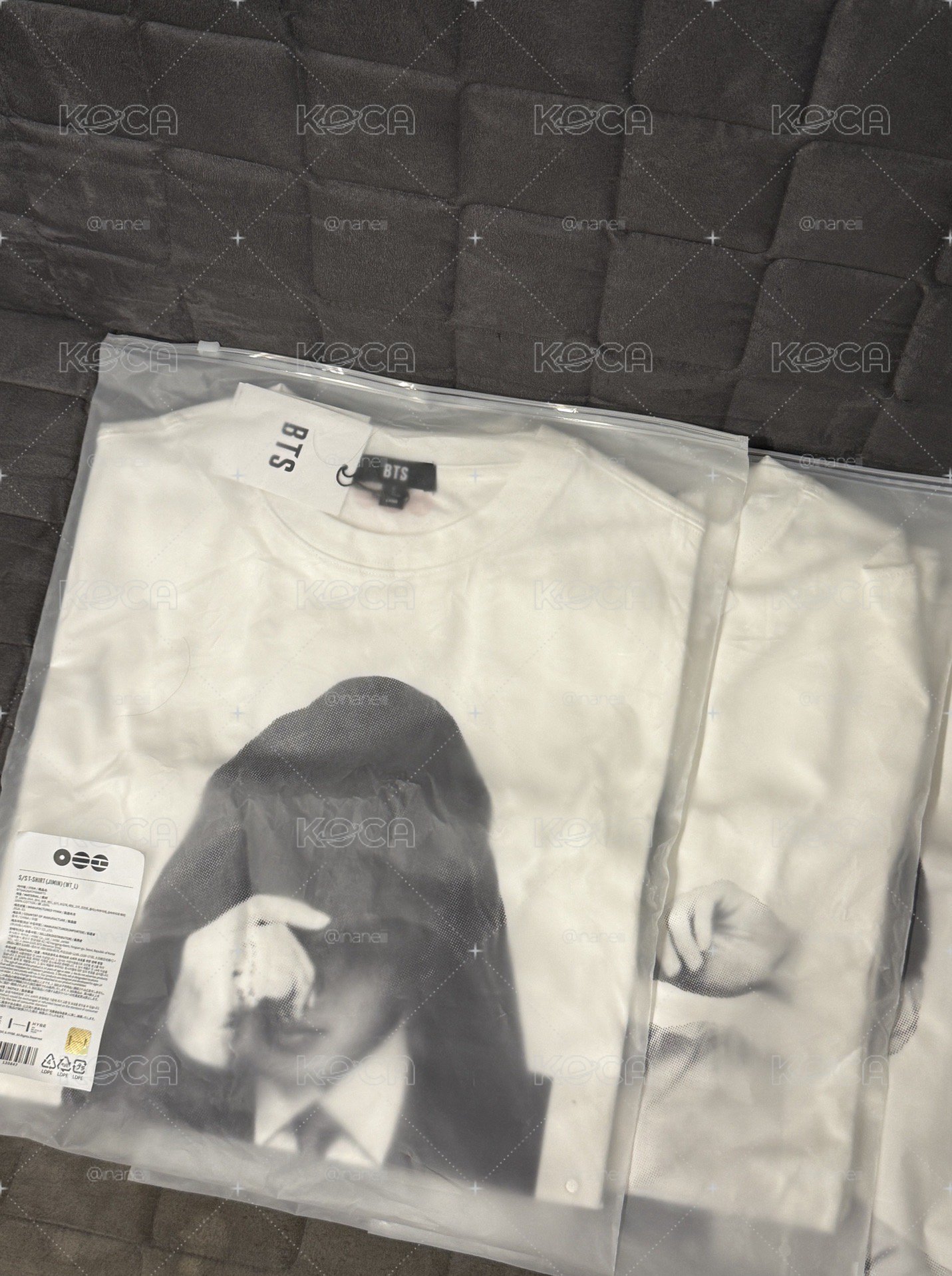 BTS 快閃店人臉T