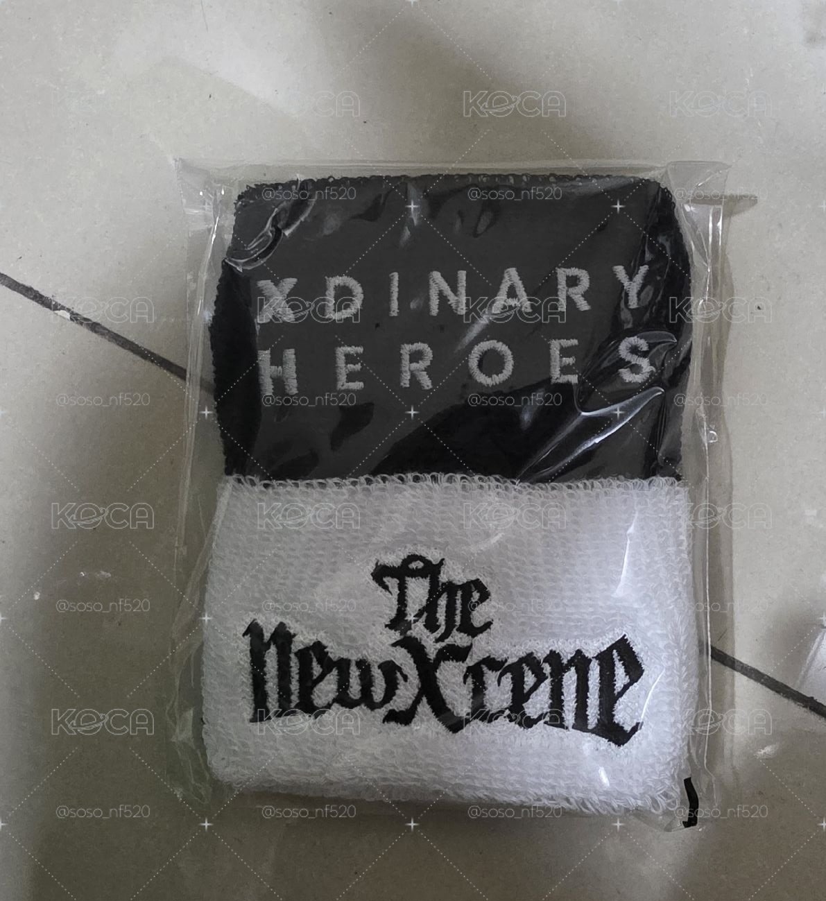 The New Xcene 毛巾/壓克力鑰匙圈