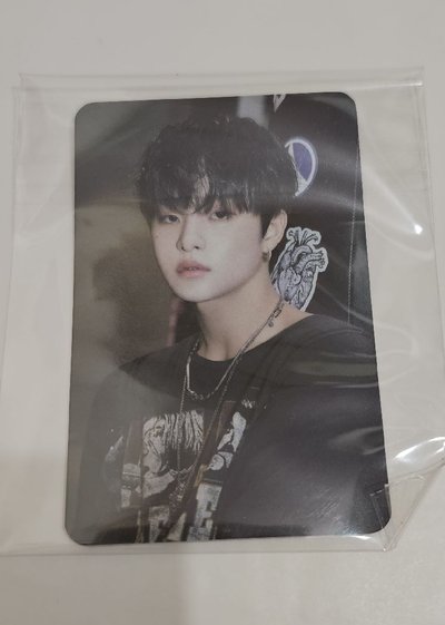 TREASURE 3rd ANNIVERSARY MAGAZINE JIHOON 🐶