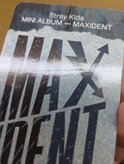 Lee Know 旻 特典 MAXIDENT