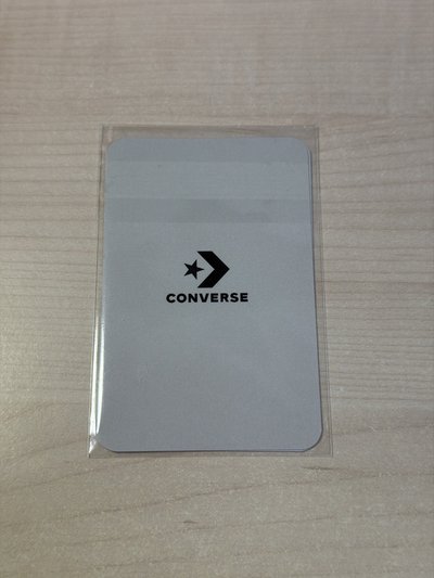 Karina Converse  代言卡 未拆封 兩張一組
