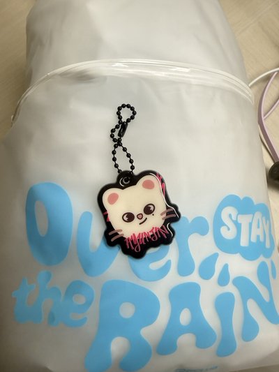 雨衣+貂吊飾