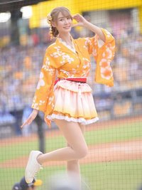 短今Sammie