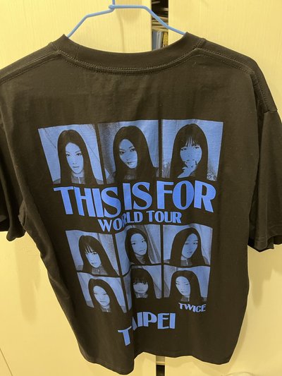 TWICE 台北城市T