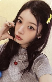MAMIHLAPINATAPAI yzy 預售1.0 特典卡 