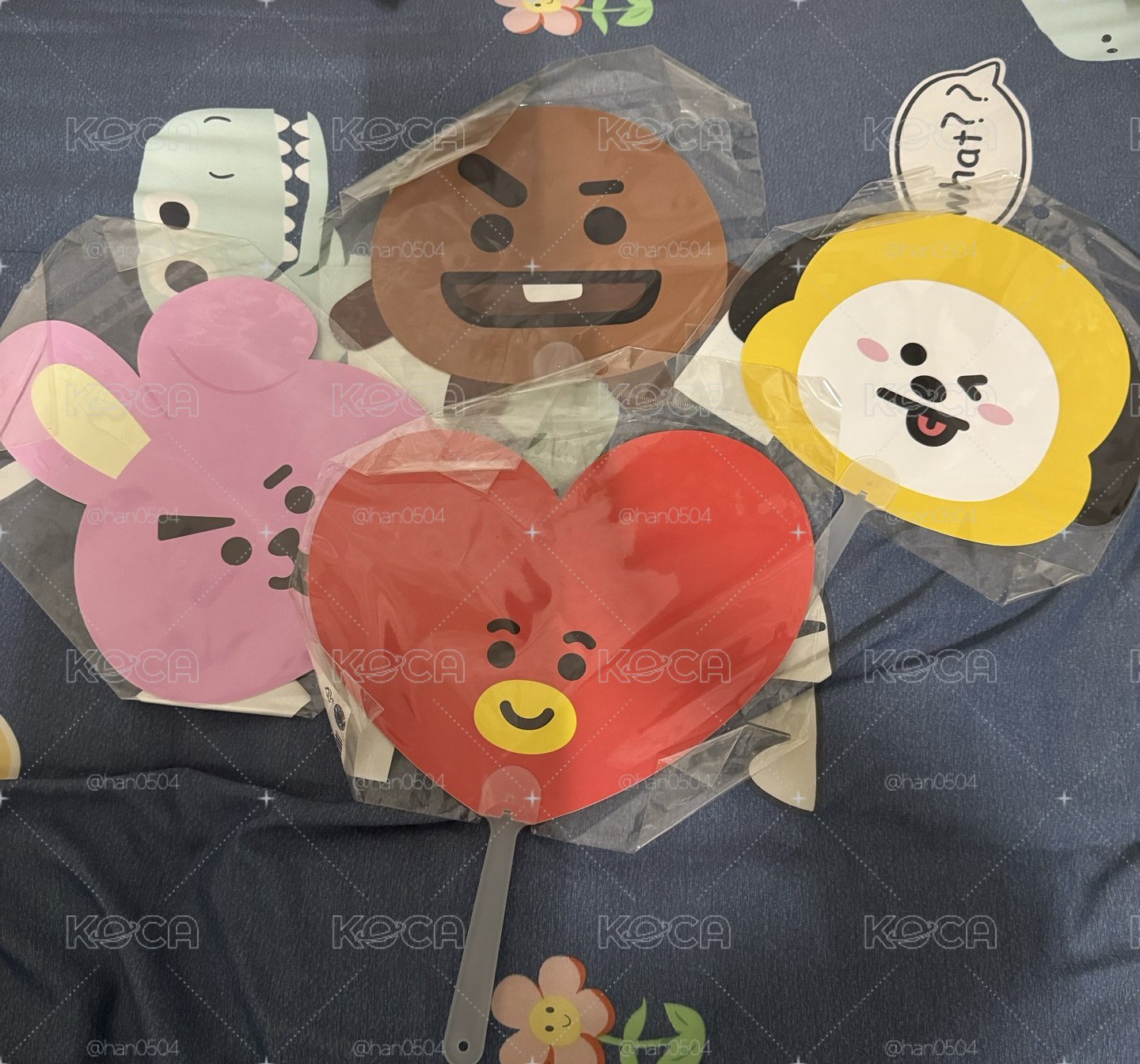 bt21 扇子 4隻ㄧ起