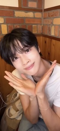 KT