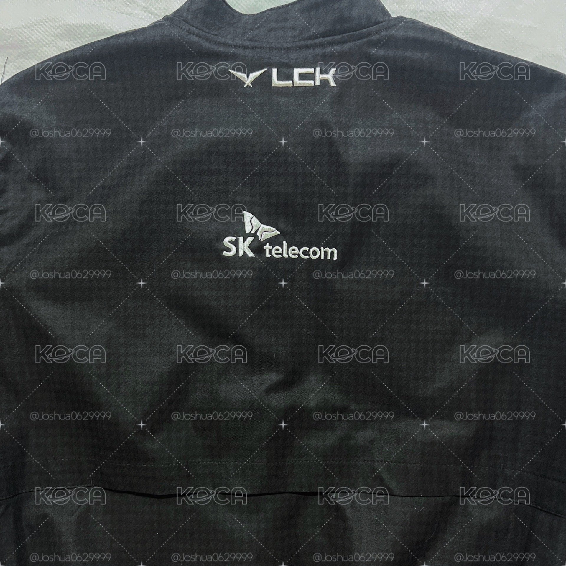 [綁售/現貨]2025 T1世界賽外套+六星T-shirt +鍵帽吊飾