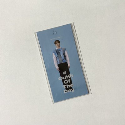 SEVENTEEN 2022 年曆 小卡 拍立得