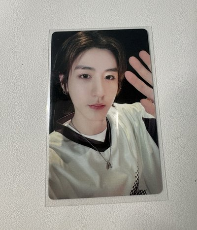 李涵HOW? yzy 4.0 簽售卡 